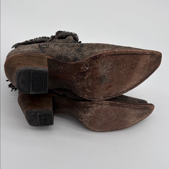 Corral Brown Distressed Fringe Turquoise Ankle Booties Women Size 7 1/2 BLEMISH - Picture 4 of 8